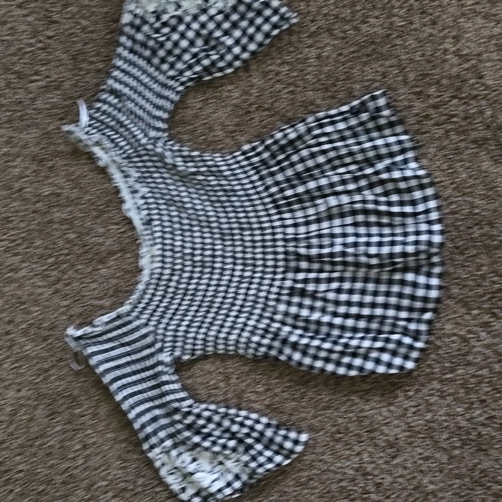 Women's Hollister top